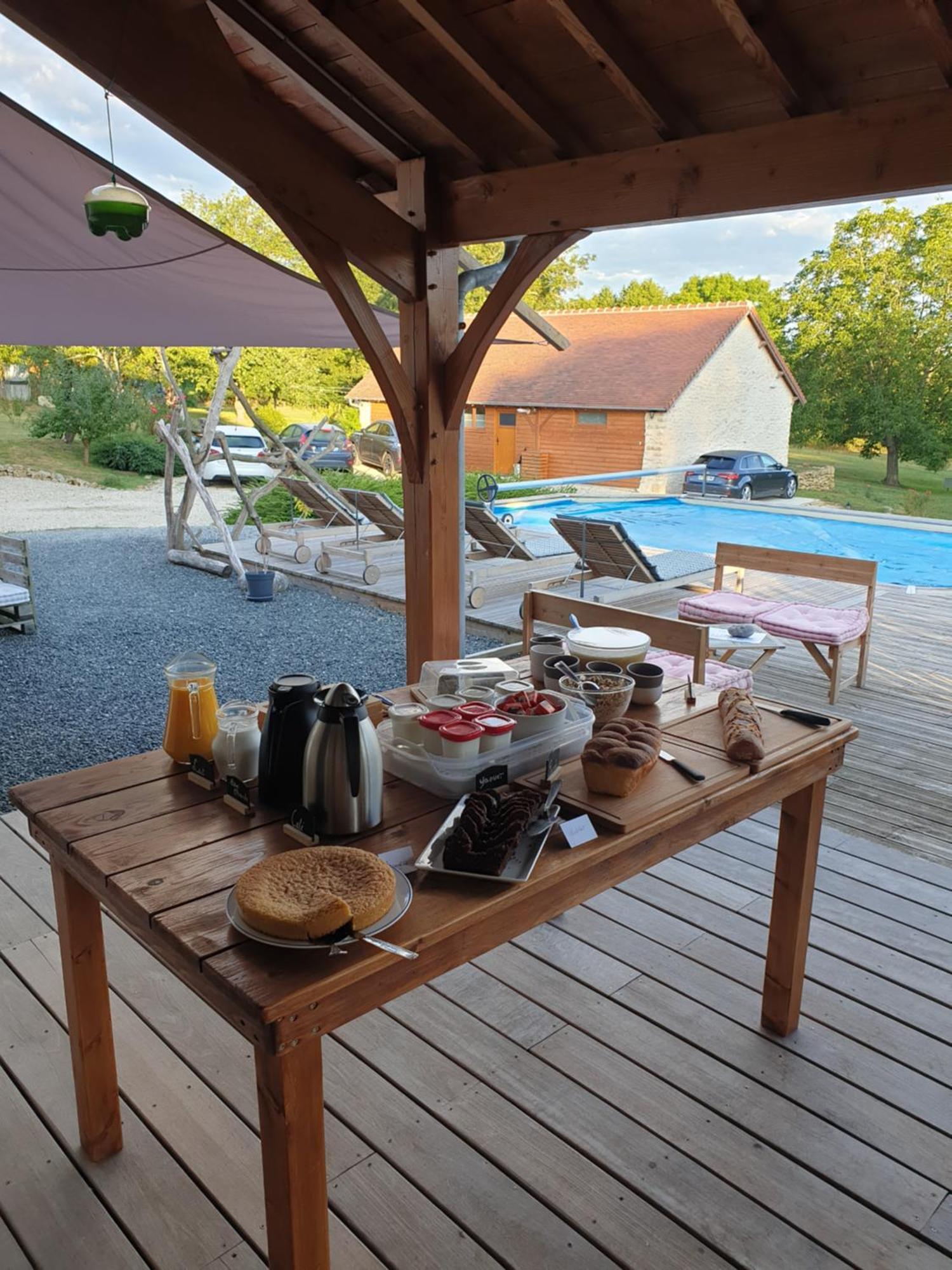 ブース Le Petit Pre Bed & Breakfast エクステリア 写真