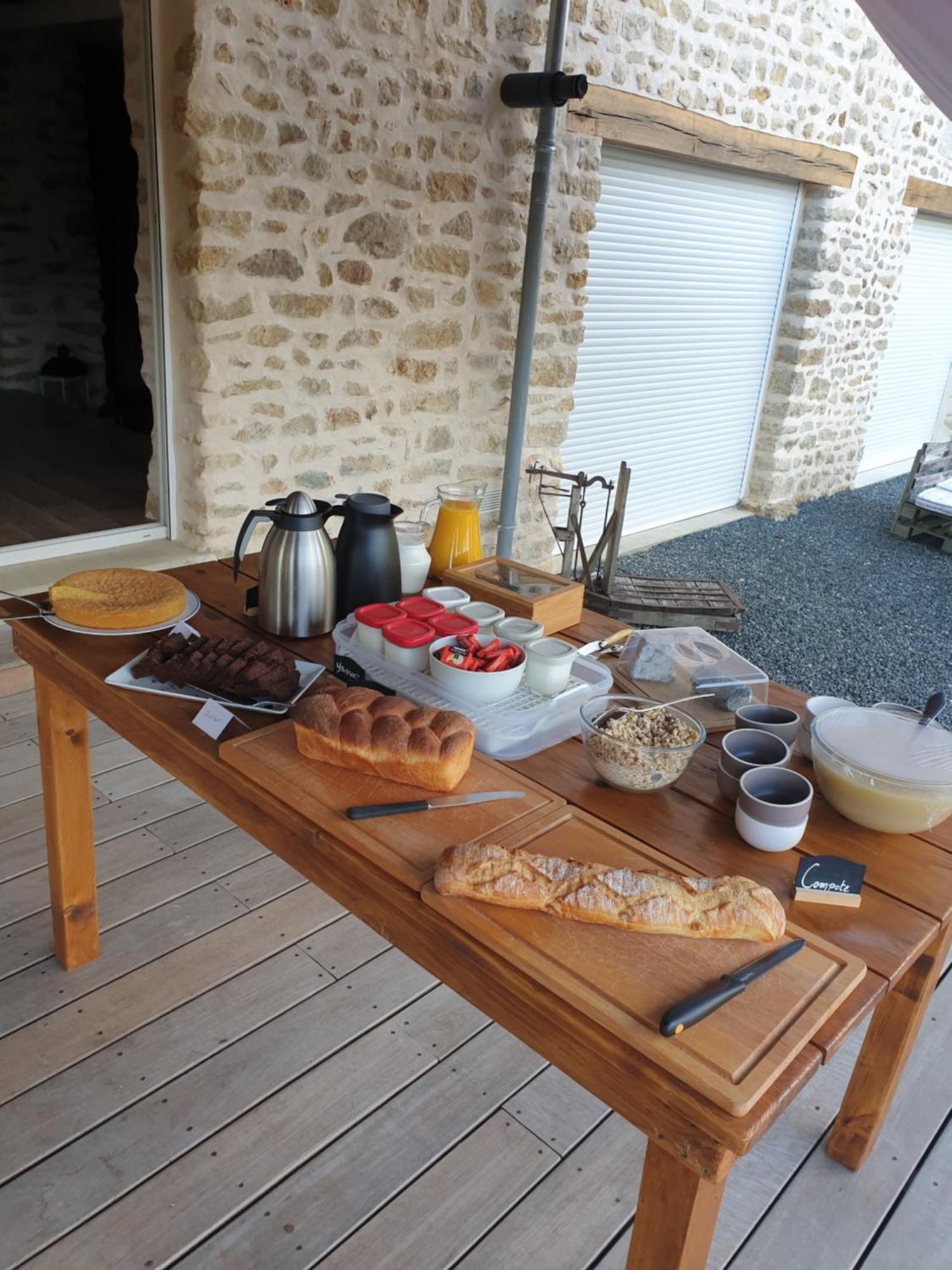 ブース Le Petit Pre Bed & Breakfast エクステリア 写真